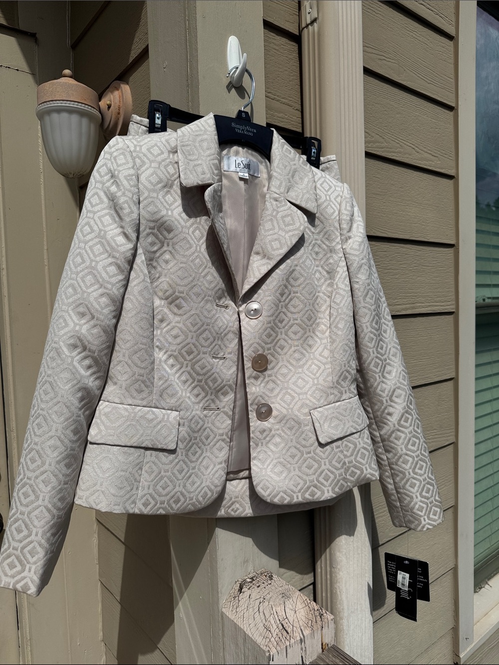 Le Suit Cream Geometric Textured Button Jacket and skirt set